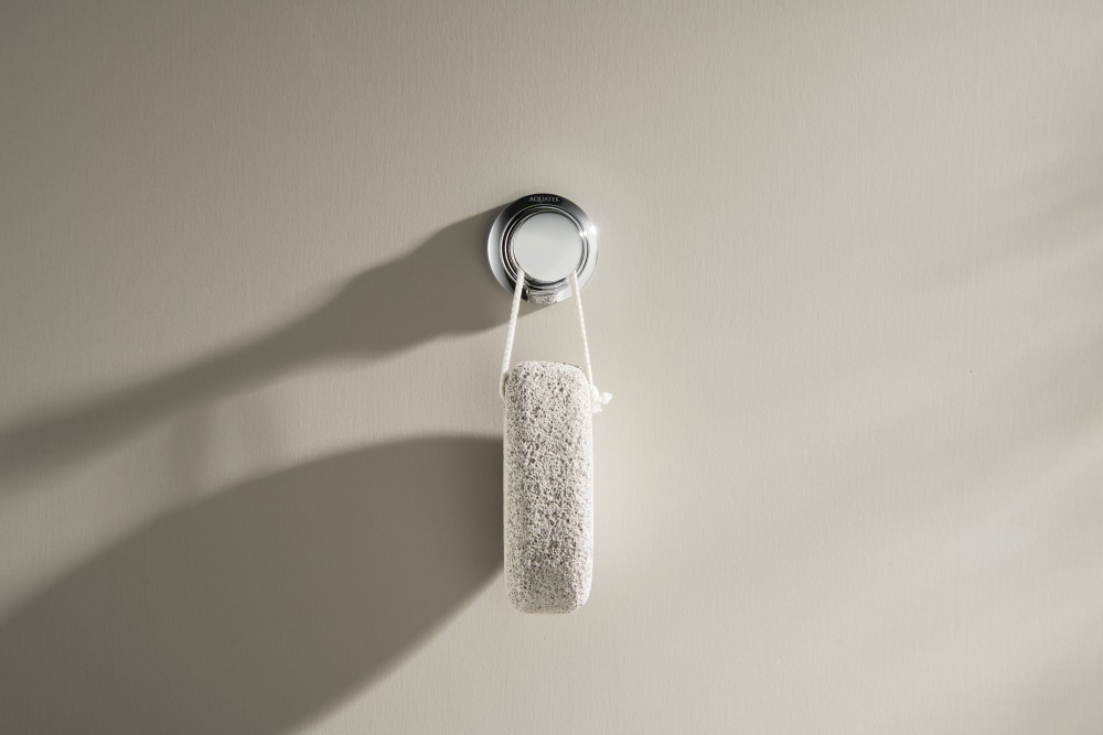 Крючок для ванной Aquatek Классик AQ4501CR