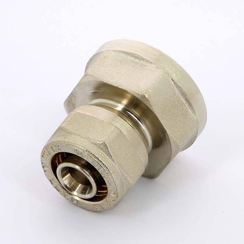 Муфта обжимная никелированная Uni-Fitt 16x3/4 ВР 661N6300