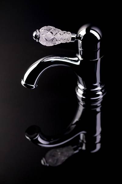 Смеситель для раковины Boheme Crystal одноручковый матовая бронза 301-CRST