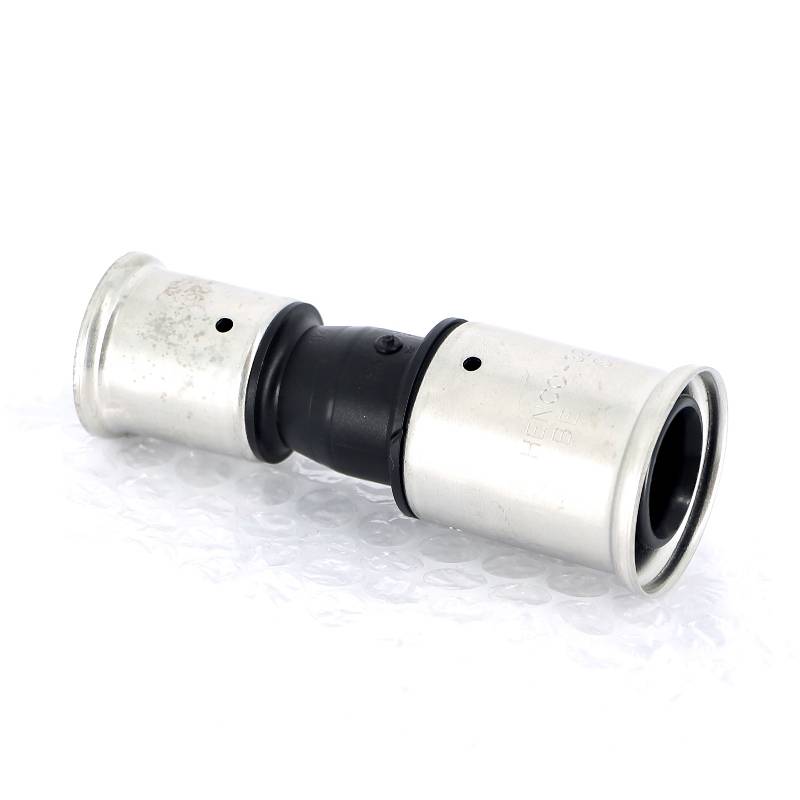 Муфта пресс переходная PVDF HENCO 32x26 мм 16PK-3226