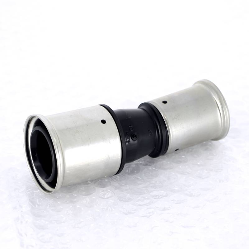 Муфта пресс переходная PVDF HENCO 40x32 мм 16PK-4032