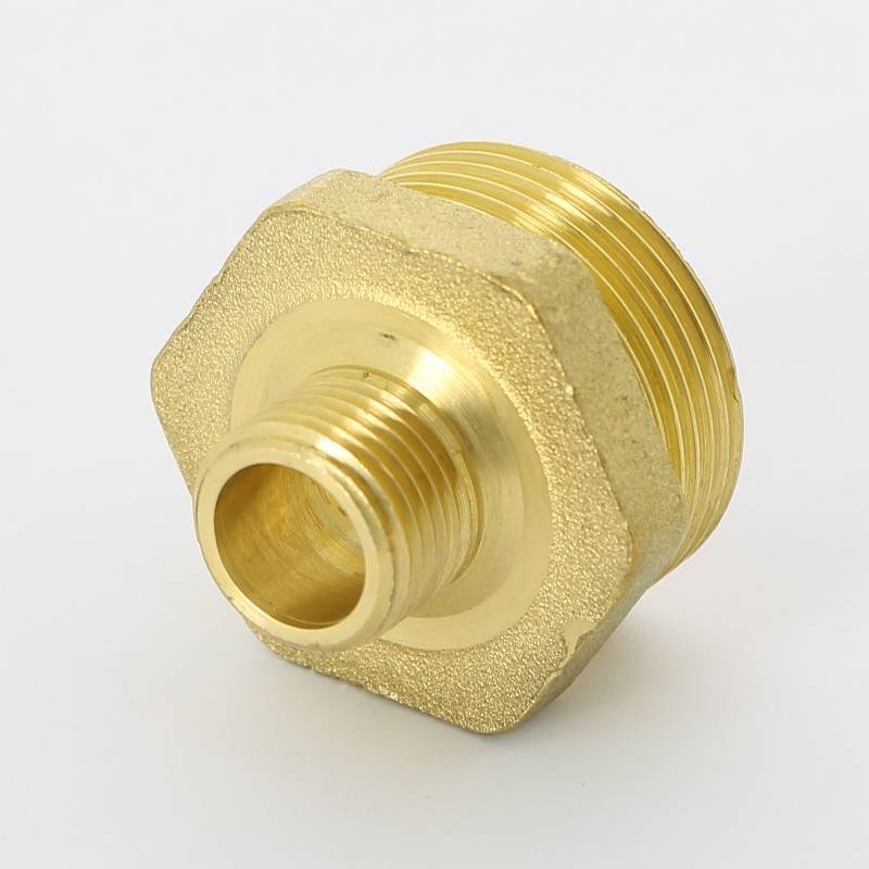 Ниппель редукционный Uni-Fitt 1 1/4x1/2 латунный 600G5200