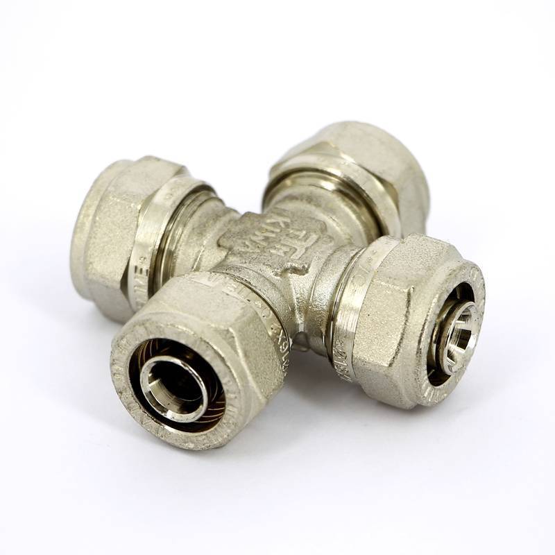 Крестовина обжимная никелированная Tiemme 16 мм 1600071