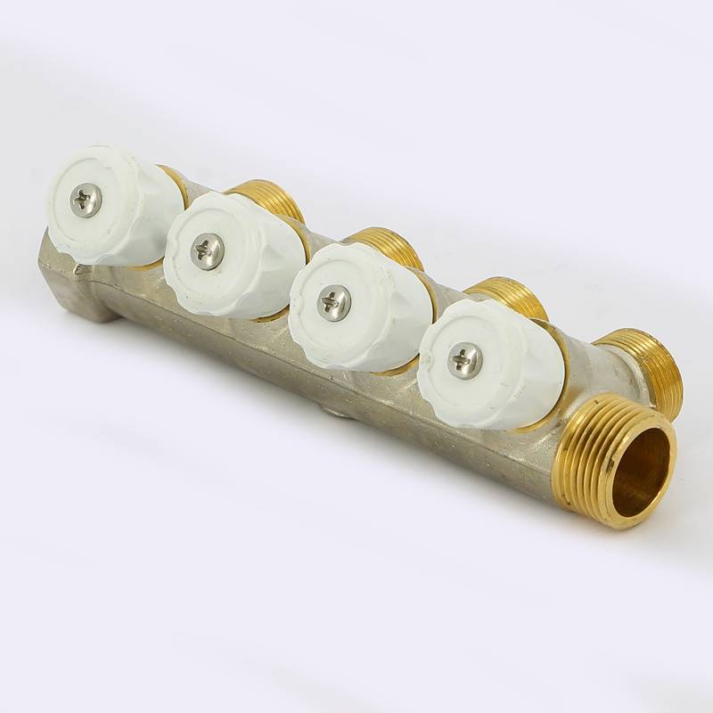 Коллектор с вентилями Emmeti 3/4 4 выхода M24x19 36 мм 01307270