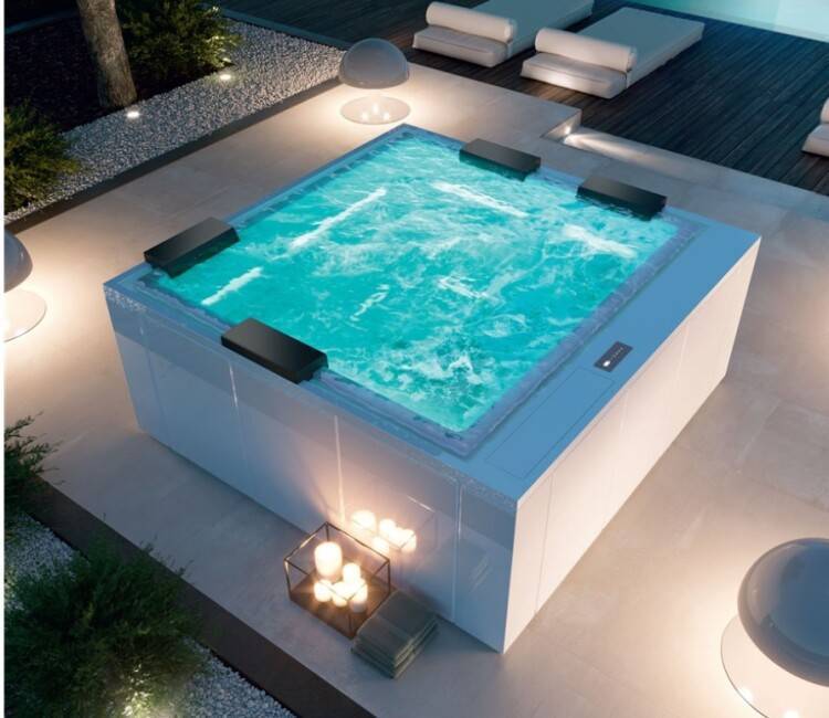 Минибассейн Treesse Phantom SP1 2350x2350x980 мм с панелью VTR и хромотерапией белый V322LXBNB22000SI