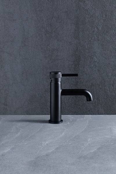 Смеситель для раковины Allen Brau Priority черный матовый 5.31001-31