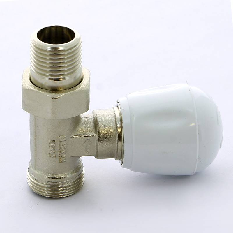 Вентиль радиаторный ручной прямой EMMETI 1/2хM24 01350312