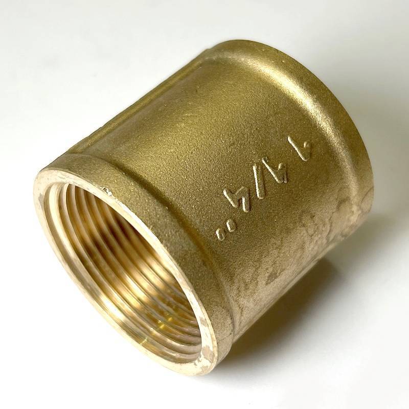 Муфта резьбовая LD Pride DN32 1 1/4 дюйма ВР-ВР латунь LD.65.502.32