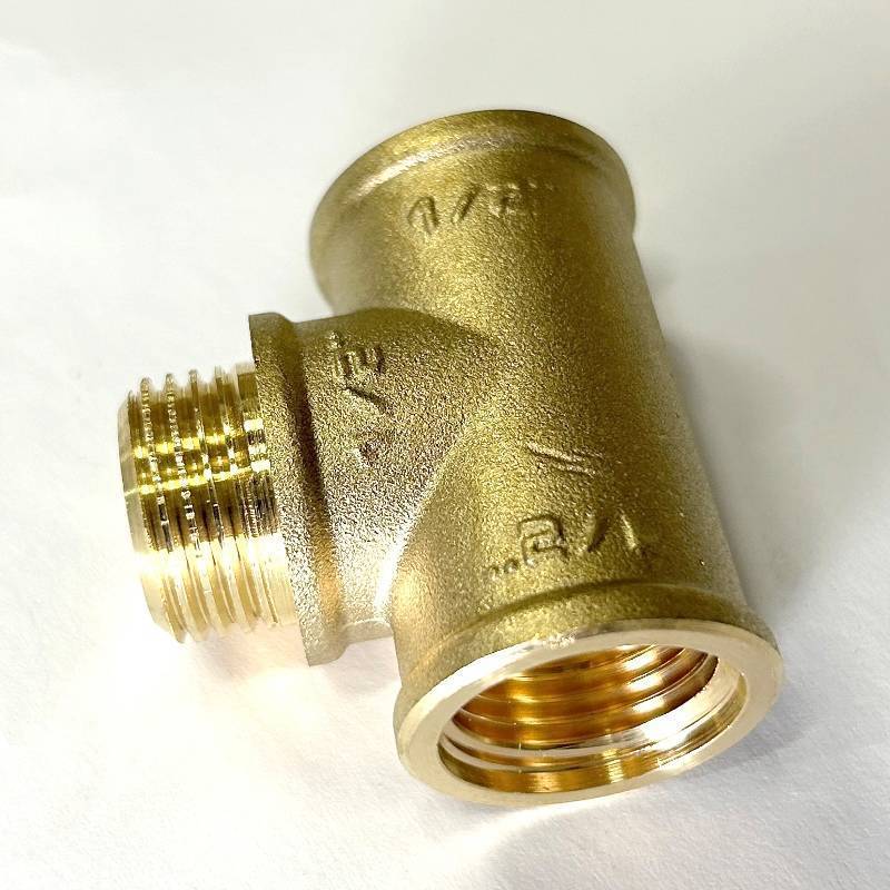 Тройник резьбовой LD 1/2 ВНВ латунный LD.65.521.15