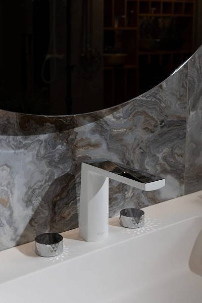 Смеситель для раковины на 3 отверстия Boheme Venturo Diamond белый/хром 150-WCR-DIAMOND