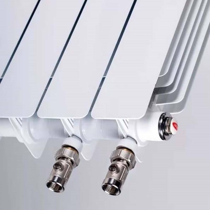 Радиатор биметаллический Rifar Base 500 12 секций боковое подключение RB50012