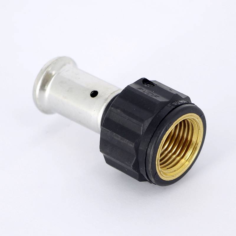 Муфта переходная пресс-В Henco PVDF 16х1/2 18PK-1604