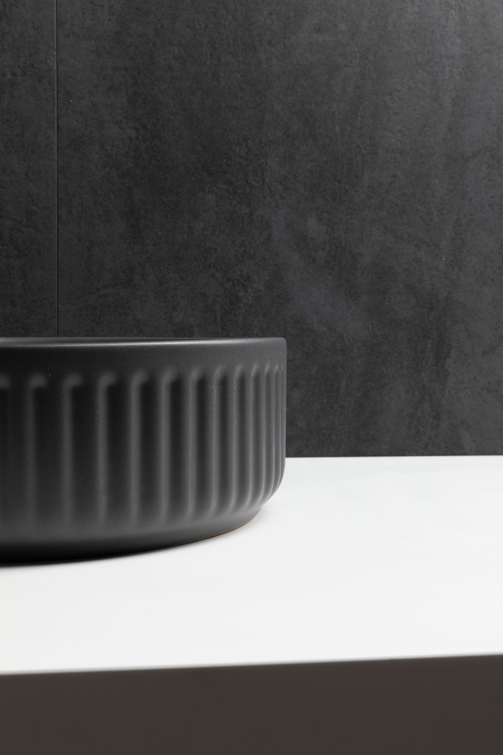 Раковина-чаша Allen Brau Fantasy 36х36х12 см антрацит 4.11032.AN