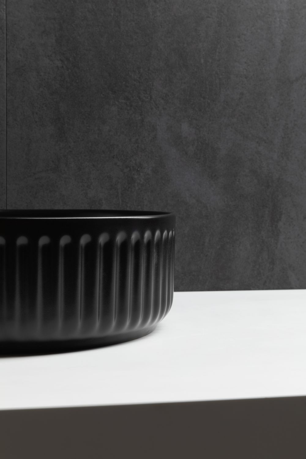 Раковина-чаша Allen Brau Fantasy 36х36х12 см черный 4.11032.31