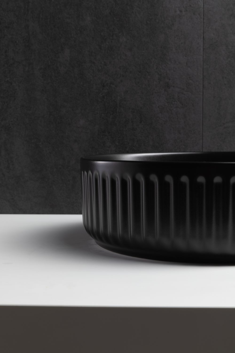 Раковина-чаша Allen Brau Fantasy 36х36х12 см черный 4.11032.31