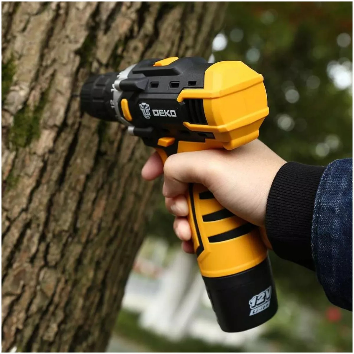 Дрель-шуруповерт аккумуляторная DEKO DKCD12FU-Li 12 В 2x2.0 Ач кейс + набор 104 шт DKCD12FU-Li