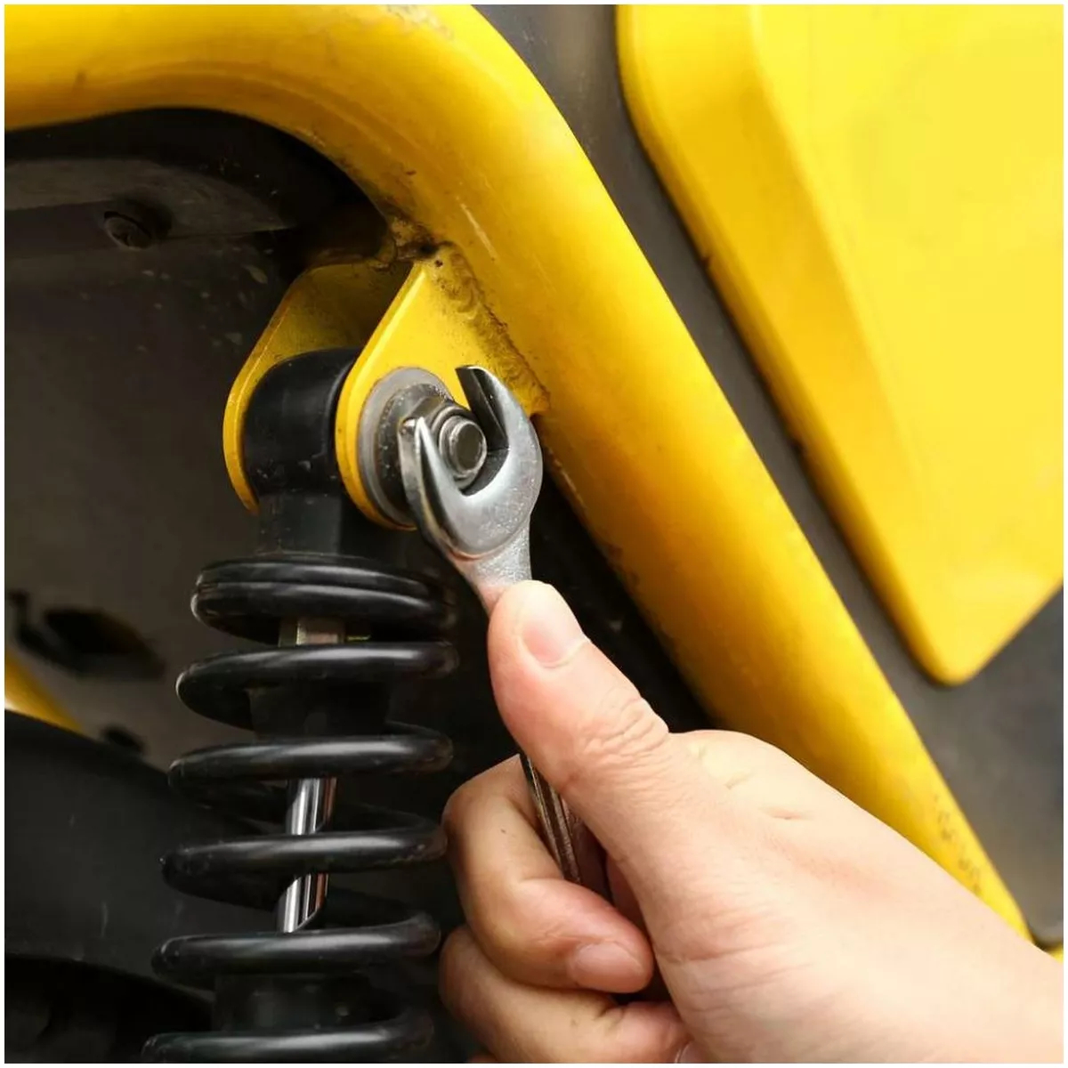 Набор инструментов для автомобиля Deko DKAT82 82 предмета 065-0211