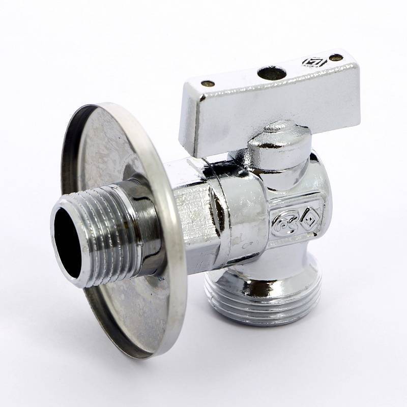 Кран шаровой Bugatti Miami 883 1/2 НР х 3/4 НР с розеткой 08830002