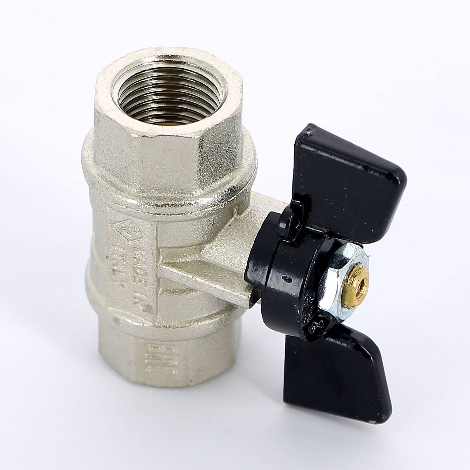 Кран шаровой Bugatti NEVADA 1/2 ВВ ручка-бабочка 4020094