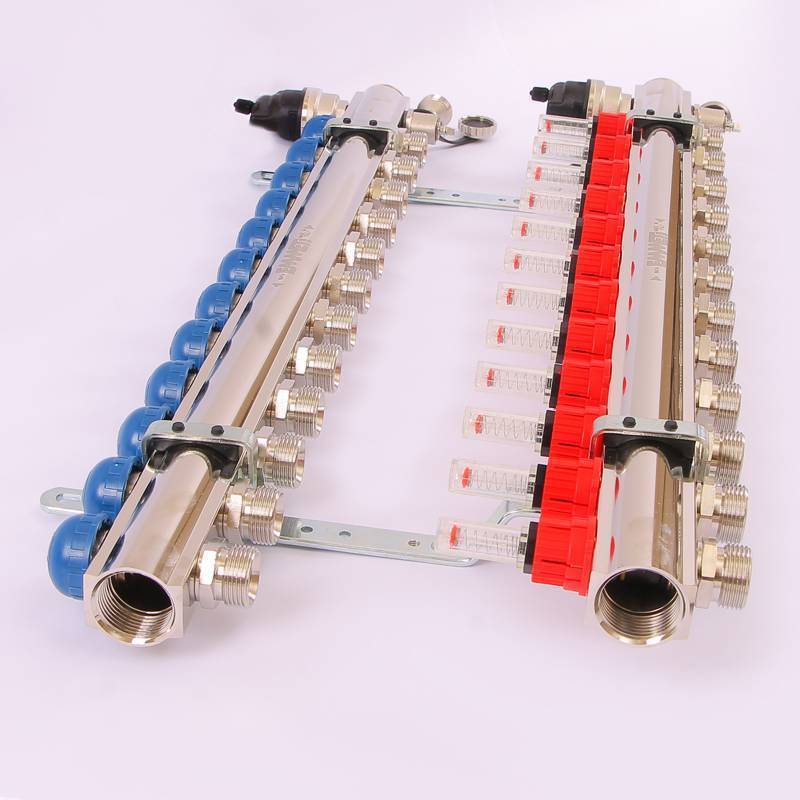 Коллекторная группа Emmeti TOPWAY с расходомерами 1 x M24x19 12 выходов 01298200