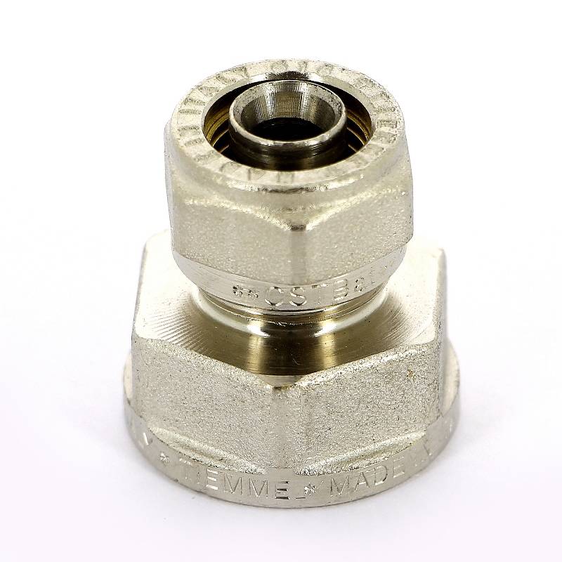 Муфта обжимная никелированная Tiemme 16x3/4 ВР 1600035