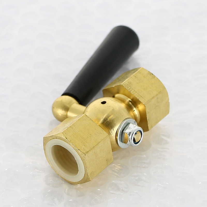 Кран ВВ 1/2 для манометра, ручка черная