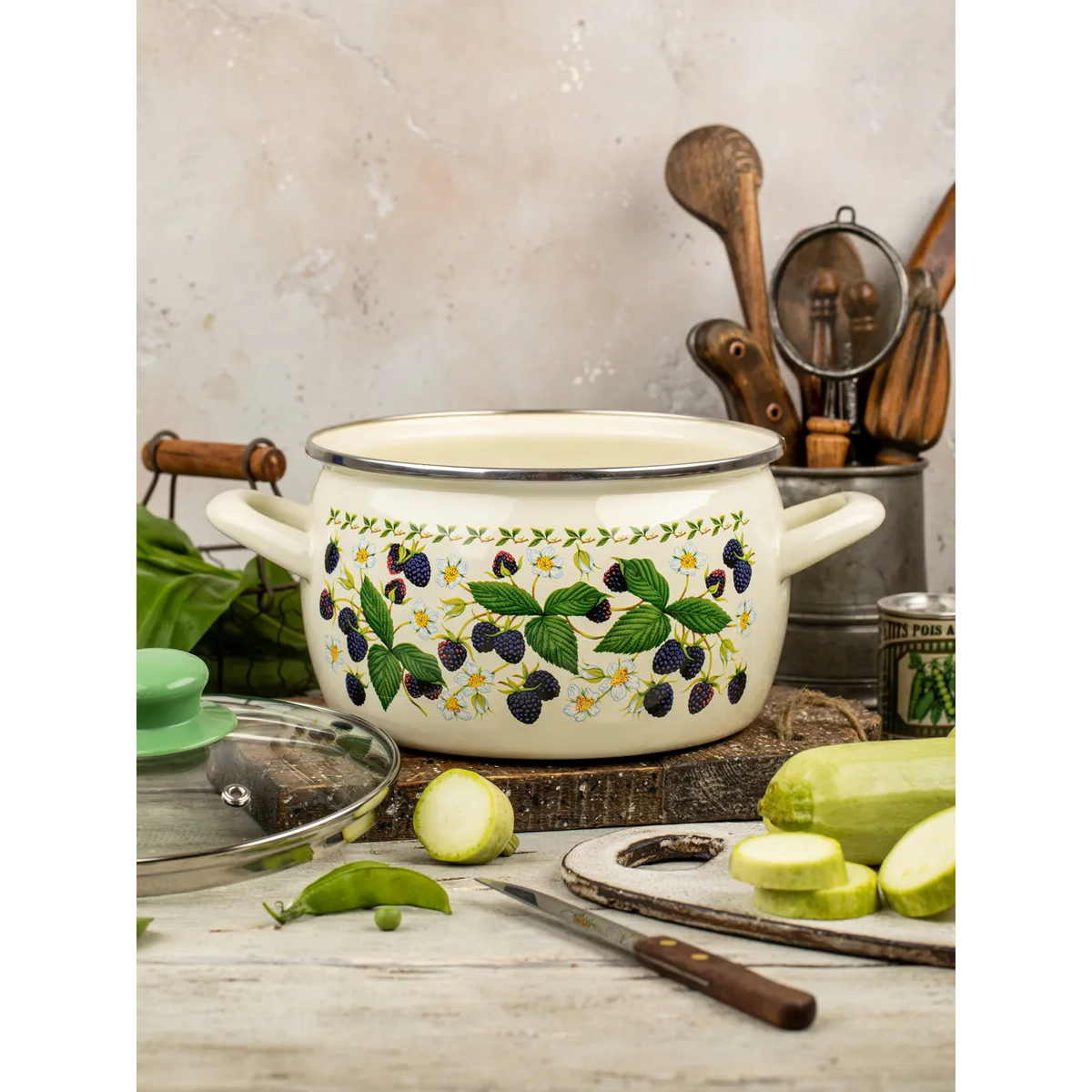 Кастрюля эмалированная Metrot Ежевика 7.9 л 175444