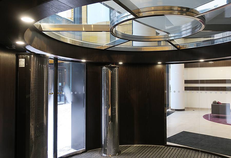 Тепловая завеса Тепломаш КЭВ-54ПE Колонна 54 кВт КЭВ-54ПE