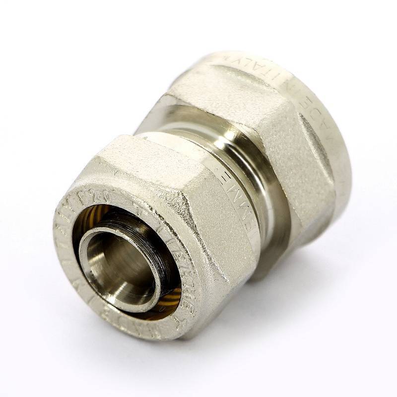 Муфта обжимная никелированная Tiemme 20x1/2 ВР 1600016