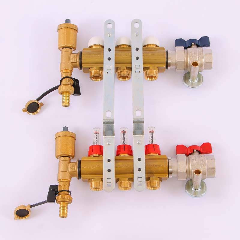 Коллекторная группа с термостатическими вентилями и расходомерами Tiemme 1x3/4 EK 3 выхода 3870008