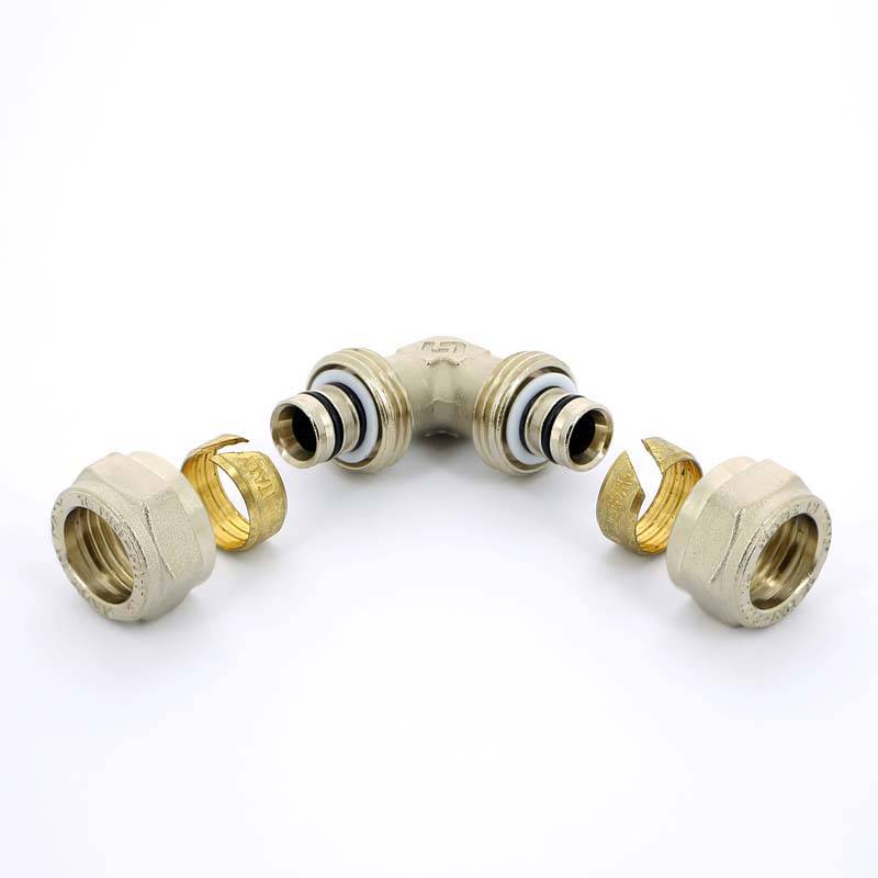 Угол обжимной Uni-Fitt 16 мм никелированный 663N6600