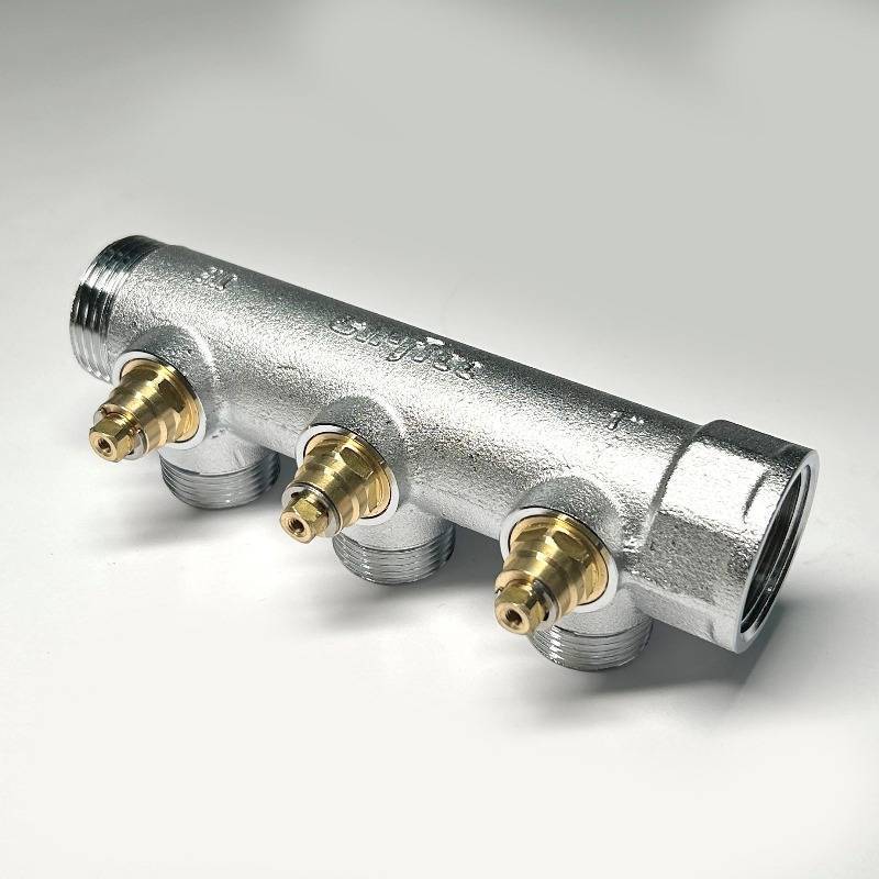 Коллектор регулирующий FAR 3 выхода 1 x 3/4 HP-BP Евроконус 45 мм 414C4330