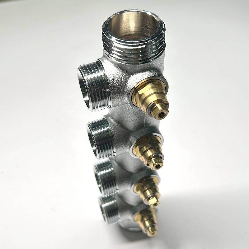 Коллектор регулирующий FAR 4 выхода 1 x 3/4 HP-BP Евроконус 45 мм 414C4340