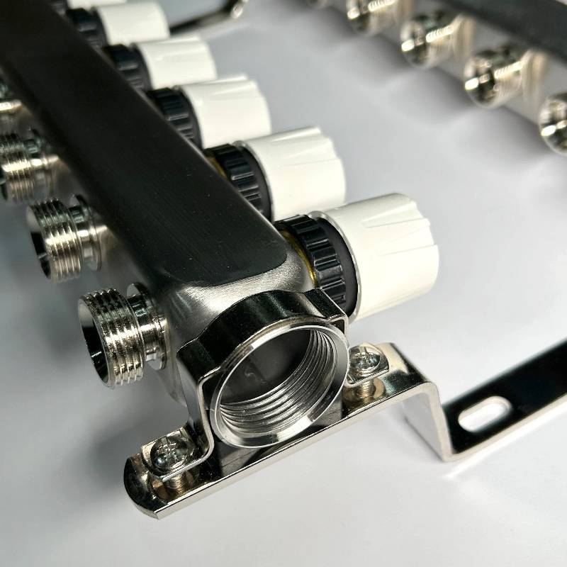 Коллекторная группа WATTS HKV 1 x 7 выходов 3/4 EK с расходомерами из нержавеющей стали 450W4307