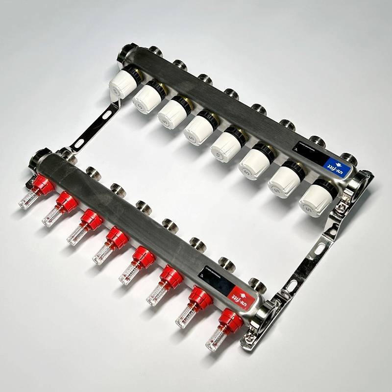 Коллекторная группа WATTS HKV 1 x 8 выходов 3/4 EK с расходомерами из нержавеющей стали 450W4308