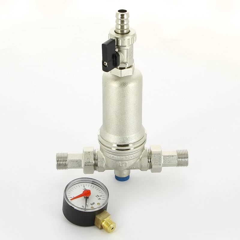 Фильтр промывной Uni-Fitt ВН 1/2 x 3/4 с редукционным соединением сливным краном и манометром никелированный 214B2300