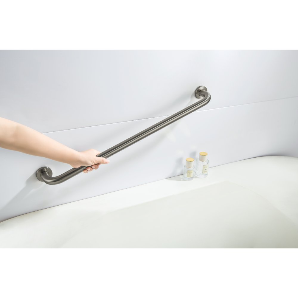 Поручень Aquatek 650 мм оружейная сталь шлифованный черный хром AQ4996BGM