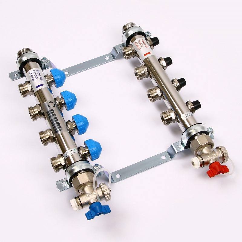 Коллекторная группа из нержавеющей стали Rehau HKV-D с регулирующими и термостатическими вентилями 1 x 3/4 EK 4 выхода 218041