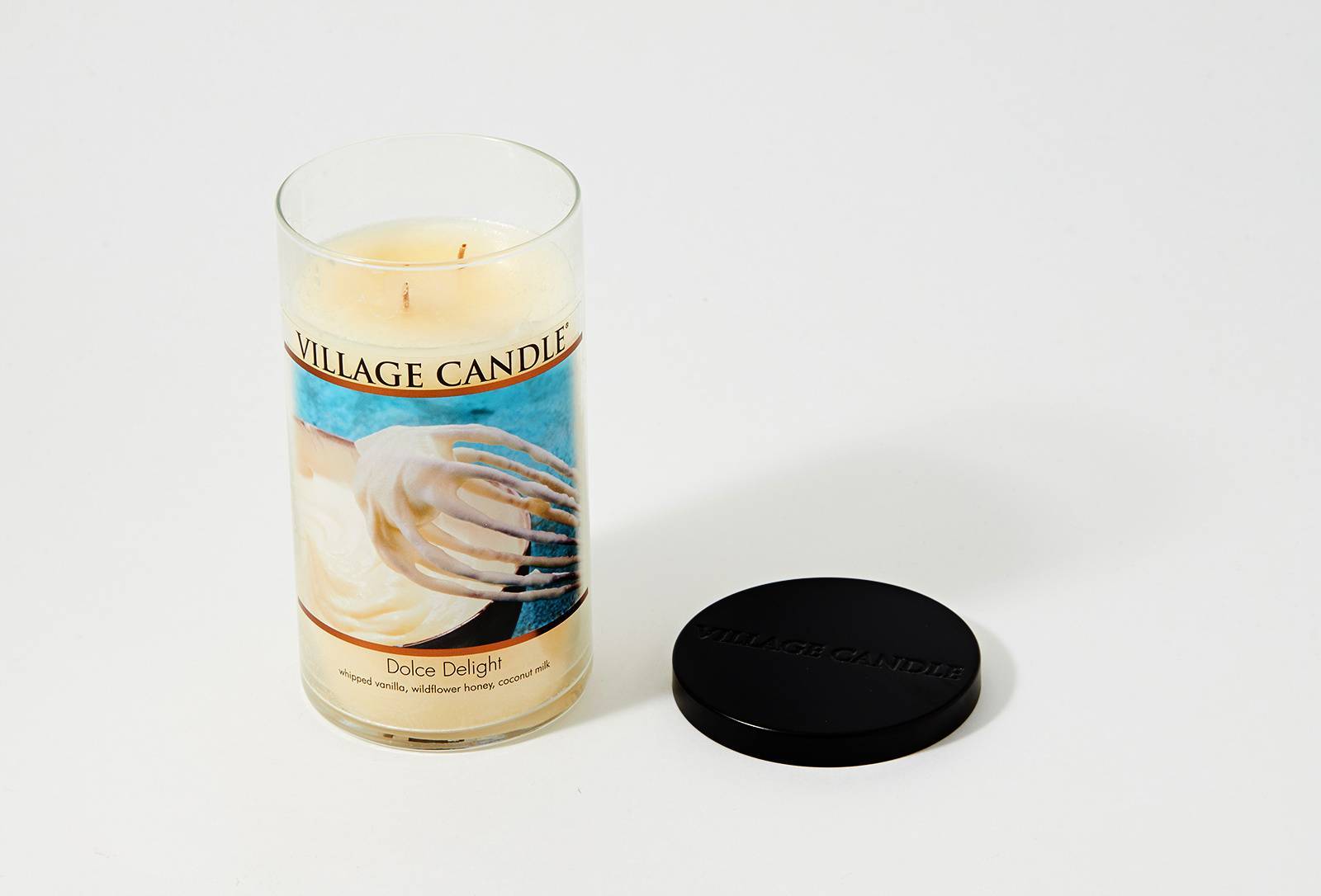 Свеча ароматическая Village Candle Dolce Delight 538 г 10087