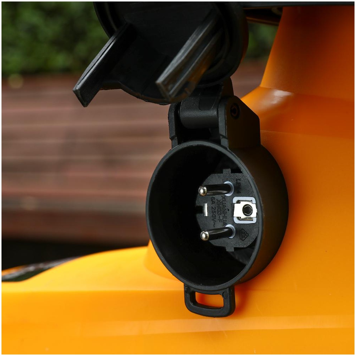 Измельчитель садовый электрический DEKO DKSH3500 3500 Вт DKSH3500