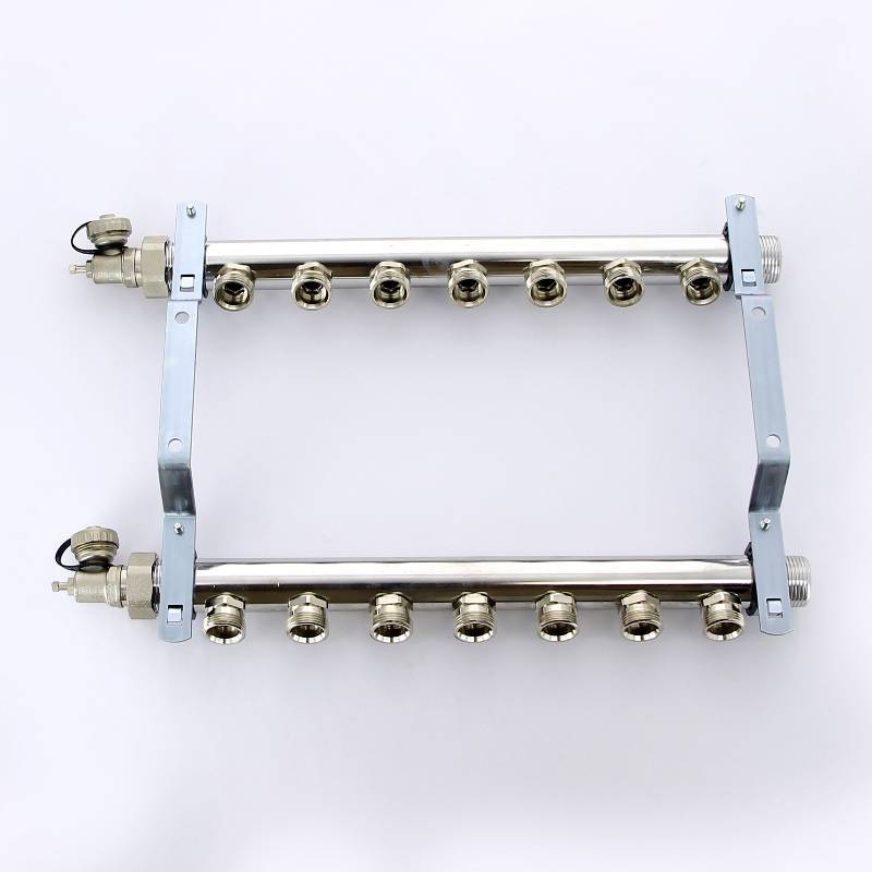 Коллекторная группа REHAU HLV 1 x 3/4 7 выходов с воздухоотводчиком 110209