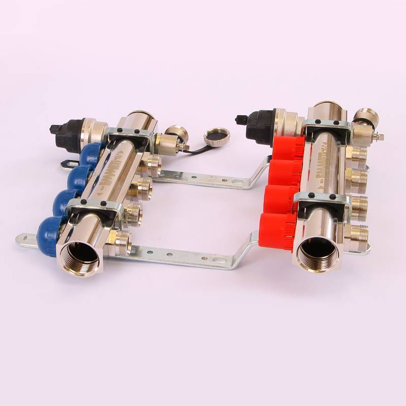 Коллекторная группа Emmeti TOPWAY 1xM24x19 4 выхода 01298684