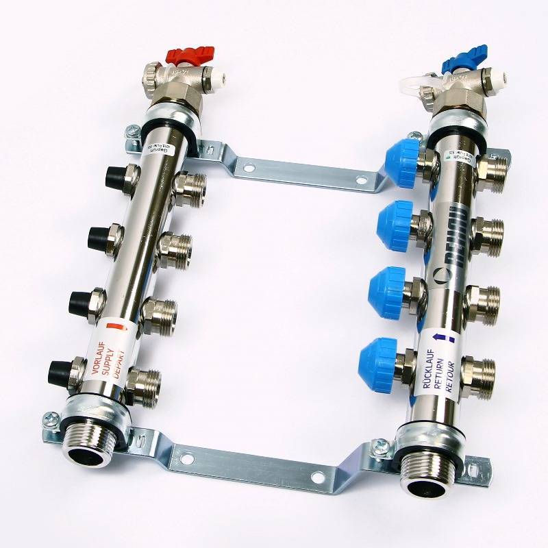 Коллекторная группа из нержавеющей стали Rehau HKV-D с регулирующими и термостатическими вентилями 1 x 3/4 EK 4 выхода 218041