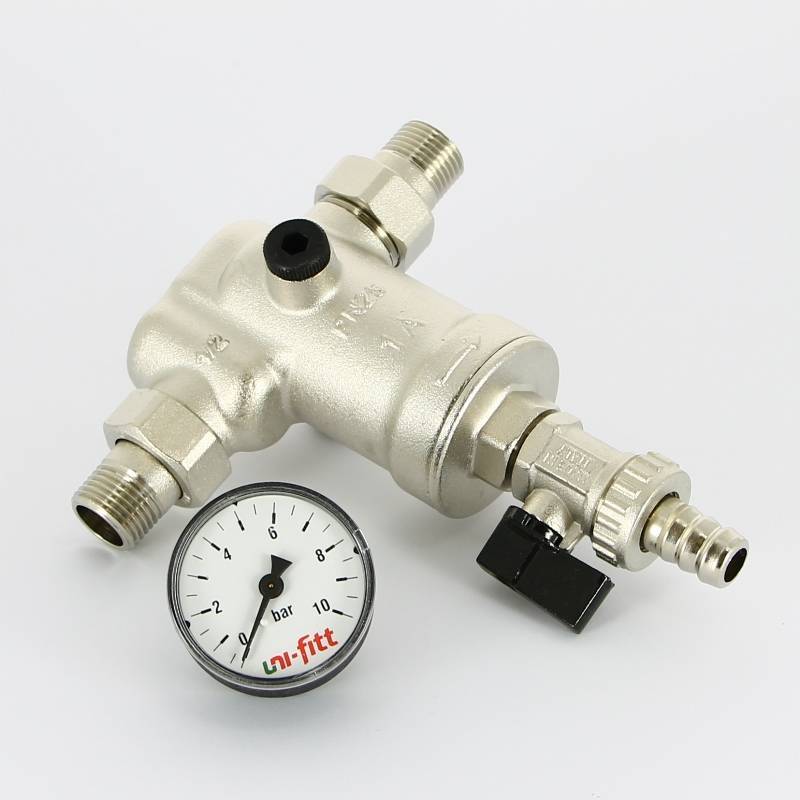 Фильтр промывной Uni-Fitt ВН 1/2 x 3/4 с редукционным соединением и манометром 100 мкм никелированный 217B2310