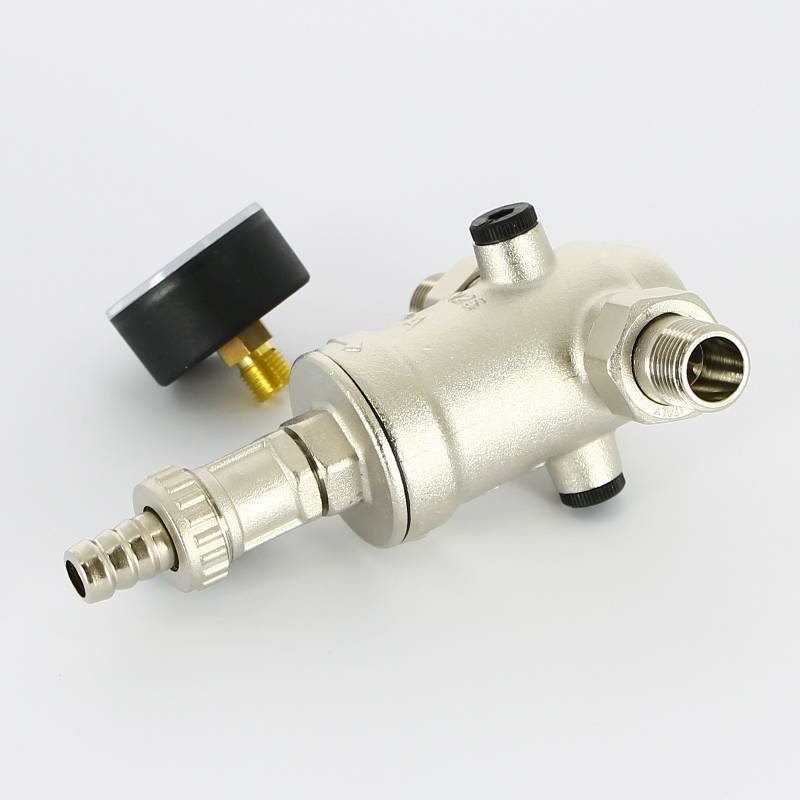 Фильтр промывной Uni-Fitt ВН 1/2 x 3/4 с редукционным соединением и манометром 100 мкм никелированный 217B2310