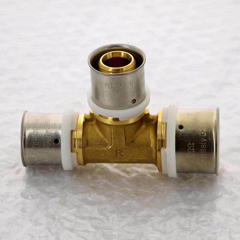 Тройник пресс Uni-Fitt 32х26х26 мм 706G9880