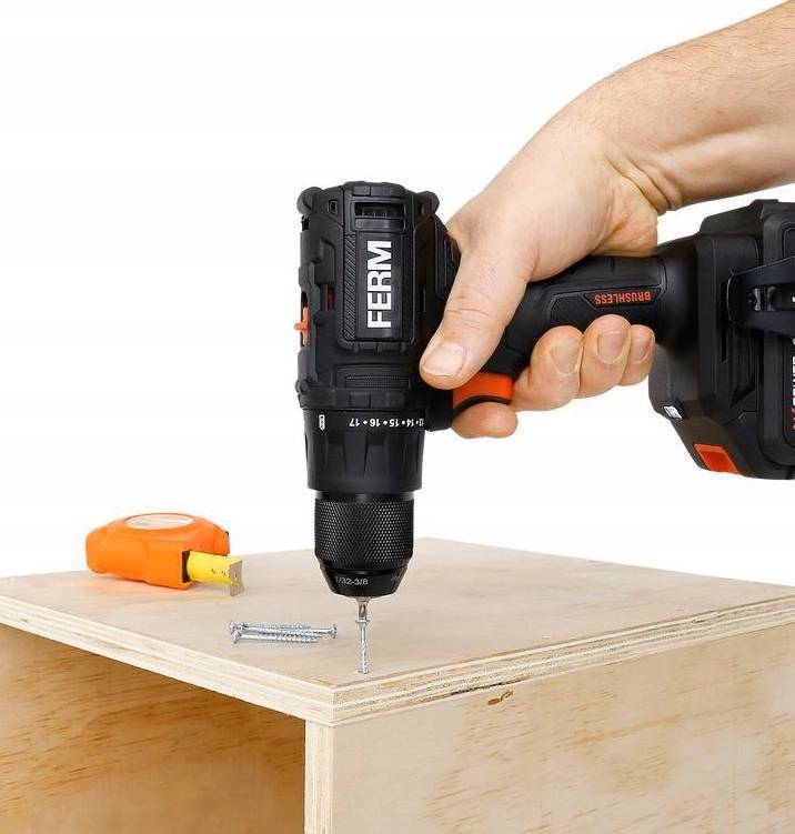 Дрель-шуруповерт аккумуляторная Ferm CDM 20 В бесщеточная CDM
