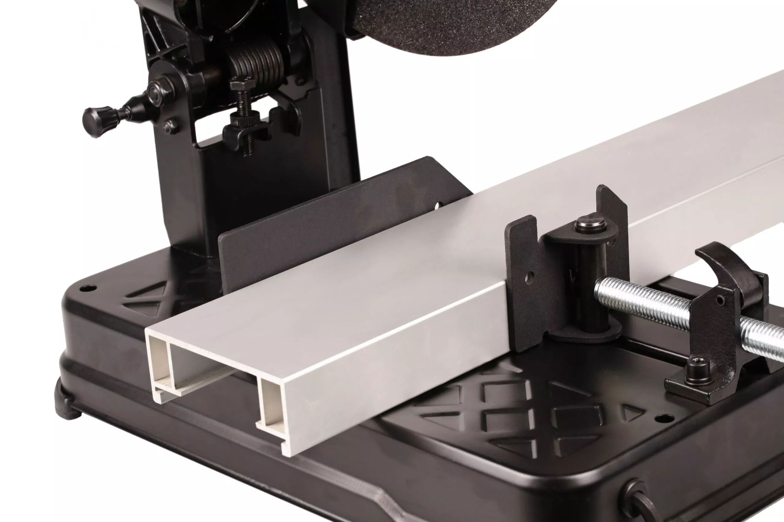 Пила монтажная Ferm COM1007P 2300 Вт 355 мм COM1007P