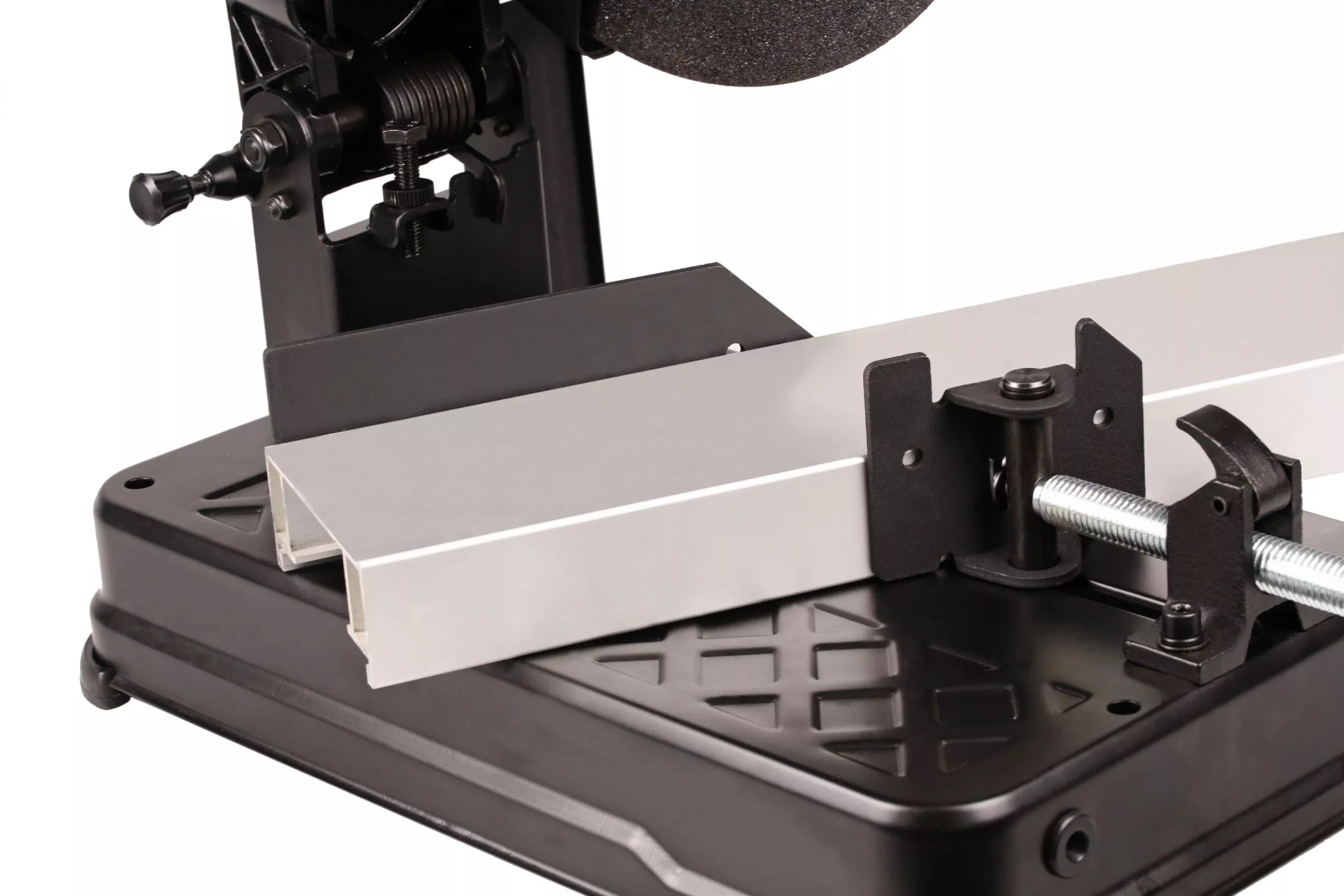 Пила монтажная Ferm COM1007P 2300 Вт 355 мм COM1007P