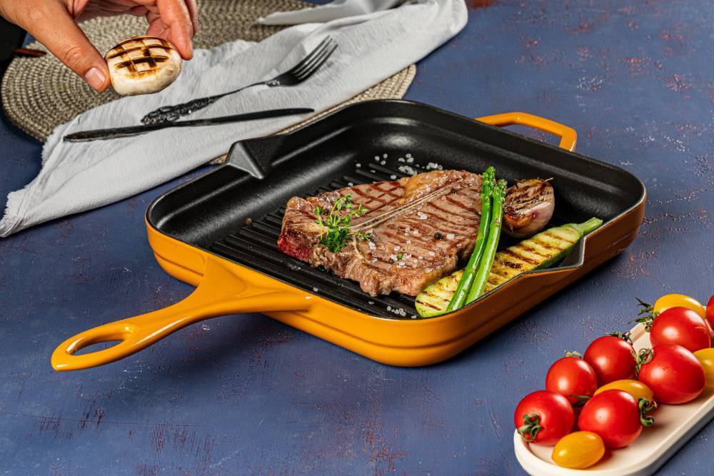 Сковорода-гриль квадратная Hascevher GTV 2828 Yellow 28х28 см A852528